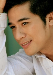 SetWidth180-QuangThao.jpg